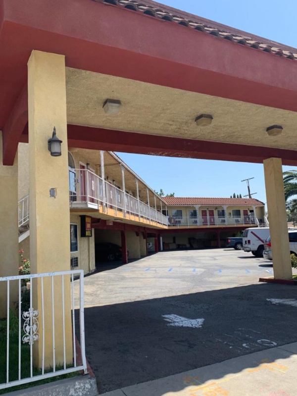 Budget Inn Motel image 12